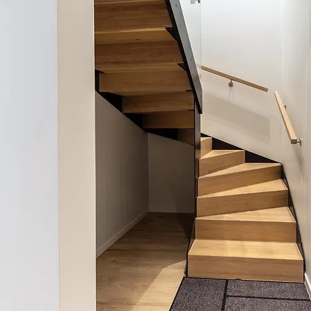 Apartment Seaside Deluxe Loft - Beach, Free Parking & 10 Min To Metro Espoo